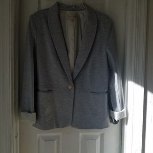 Gray Blazer, L